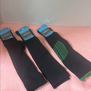 Men's Black and Green Compression Socks 3 pair nwt